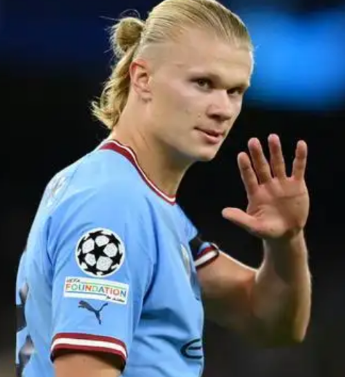 曼城迎战布莱顿，哈兰德能否打破近期进球荒成焦点