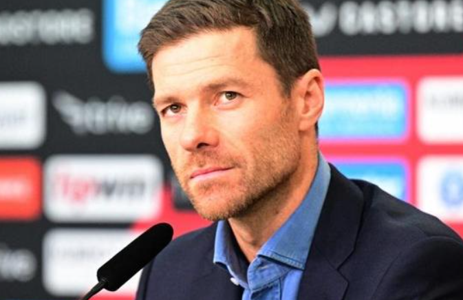 阿隆索告别<a href='/news/tag/286/p/1.html' style='color: blue;'>皇马</a>，欧洲足坛多队抛出执教橄榄枝